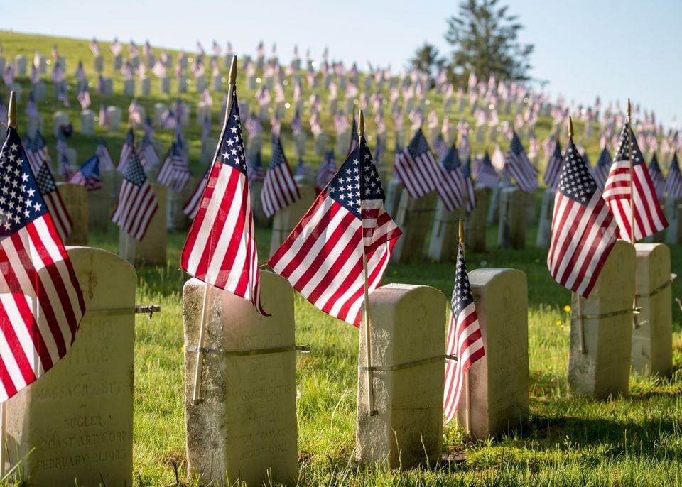 What's closed for Memorial Day 2024 - Vimarsana News