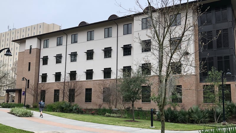 A photo of the Cypress Hall dormitory at LSU in Baton Rouge, La.