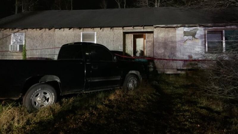 Man killed in house fire in Sulphur